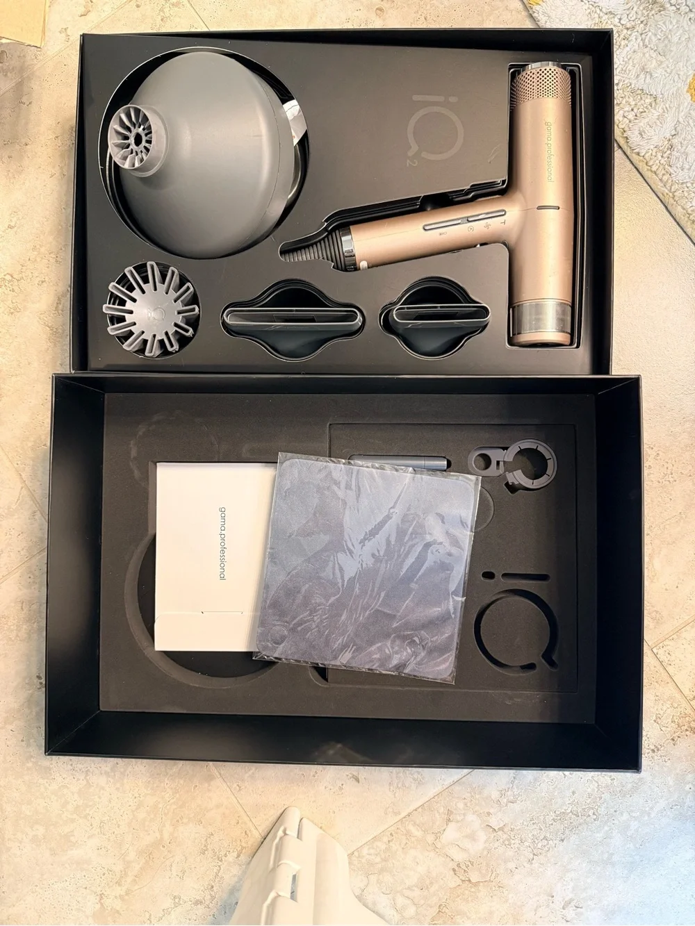 IQ2 Gama Professional Hair Dryer